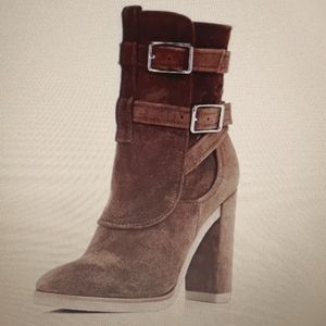 GIANVITO ROSSI...OLIVE.."STORMER BOOTS"